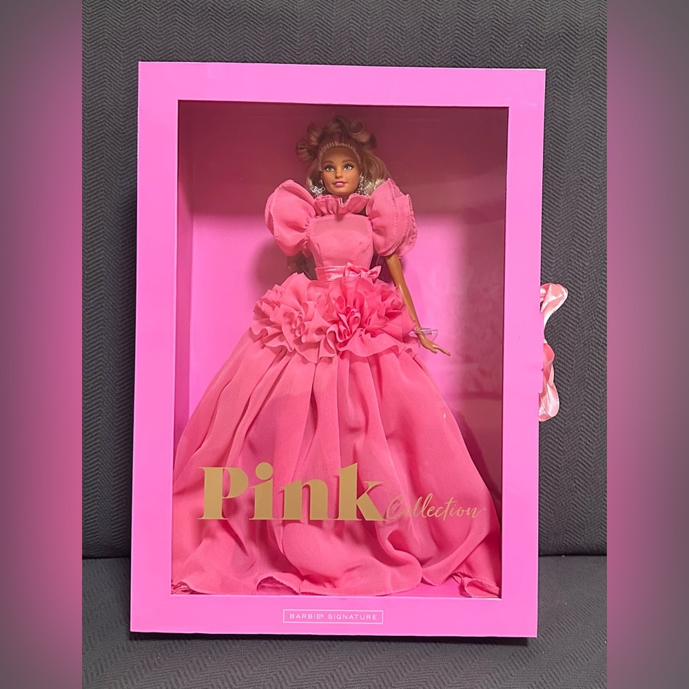 Pink Collection #3 Silkstone Barbie Signature NEW